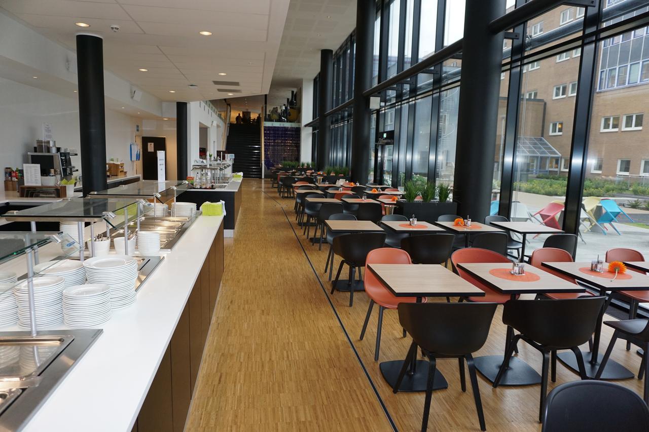 Pingvinhotellet Unn Tromsø Esterno foto